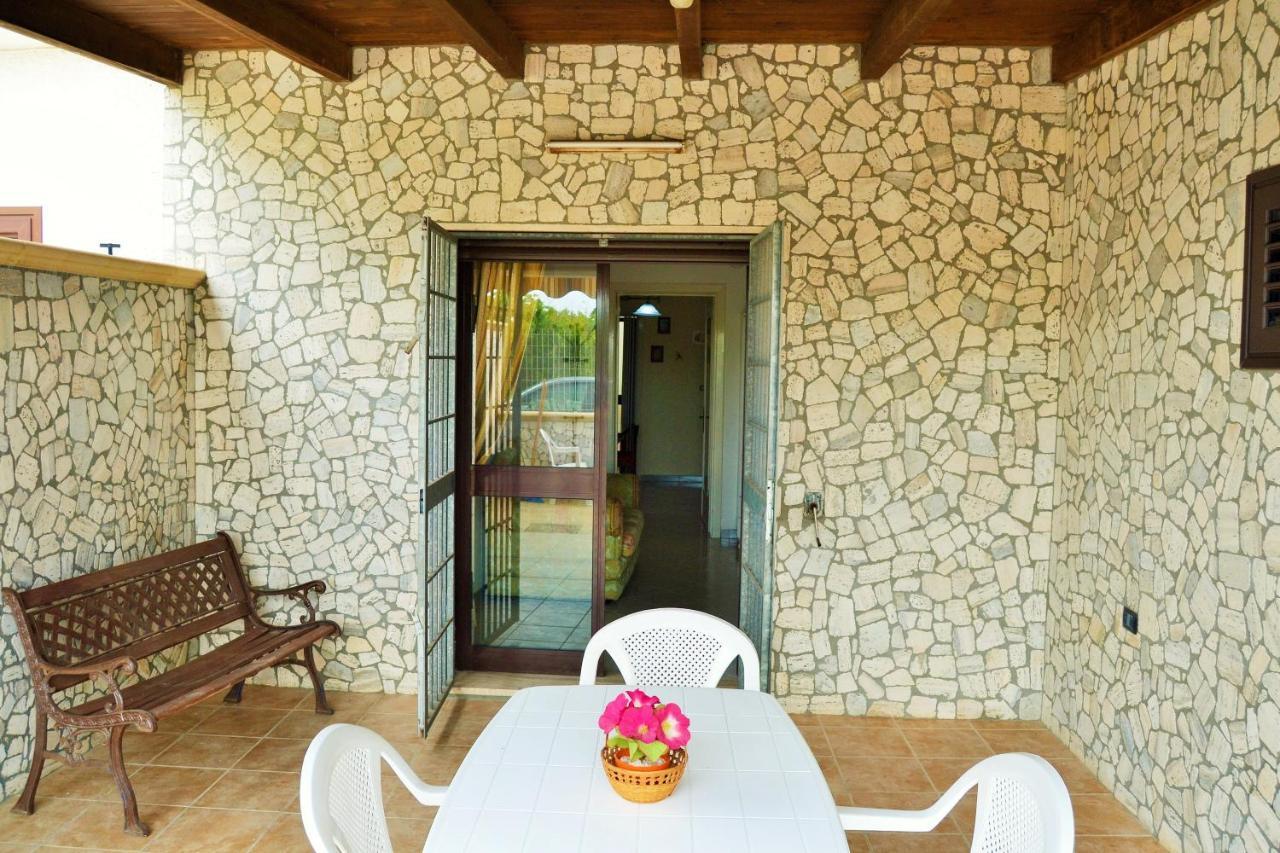 Sea Apartment Torre Lapillo Exterior foto