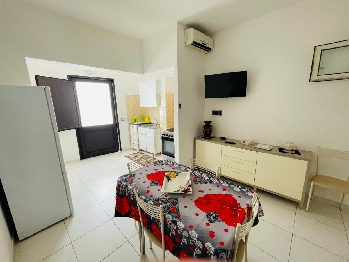 Sea Apartment Torre Lapillo Exterior foto